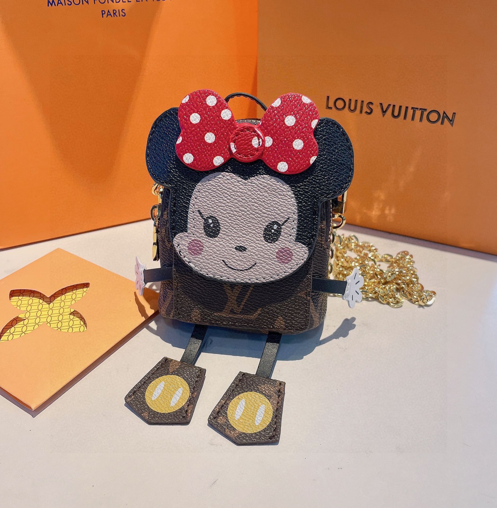 【LOUIS VUITTON】 キーホルダー  チャーム  -2色