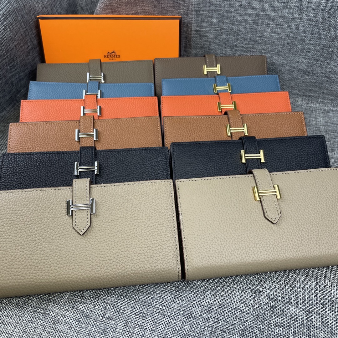 【Hermes 】二つ折り財布  9X17.5 CM -6色