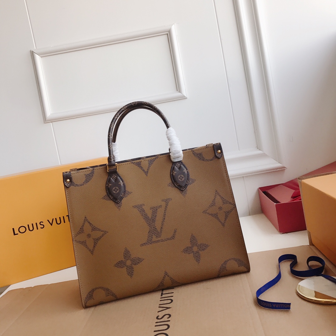 人気カラー★ ONTHEGOラージハンドバッグ GM MM M45321 M45320