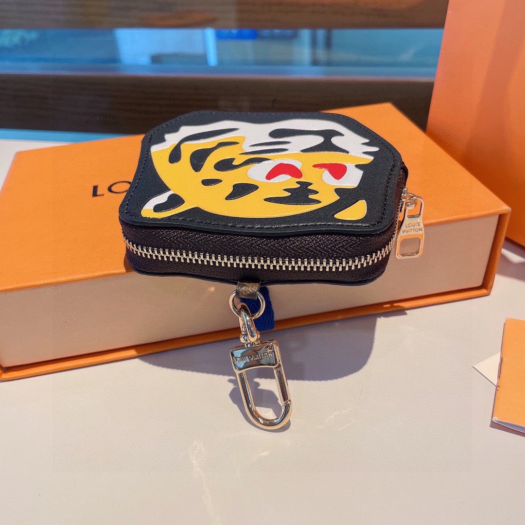 【LOUIS VUITTON】 小銭入れ キーホルダー   -2色