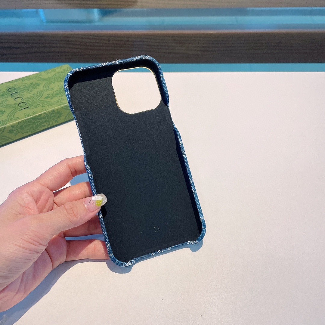 【スマホケース】Gucci  携帯カバー   -2色