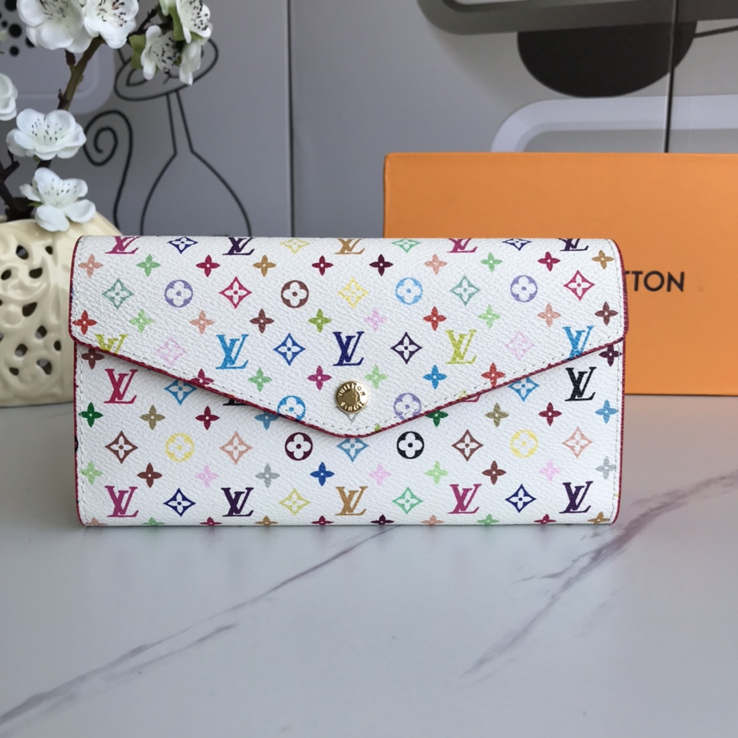 【LOUIS VUITTON】ボタン財布  19x10x2cm -2色