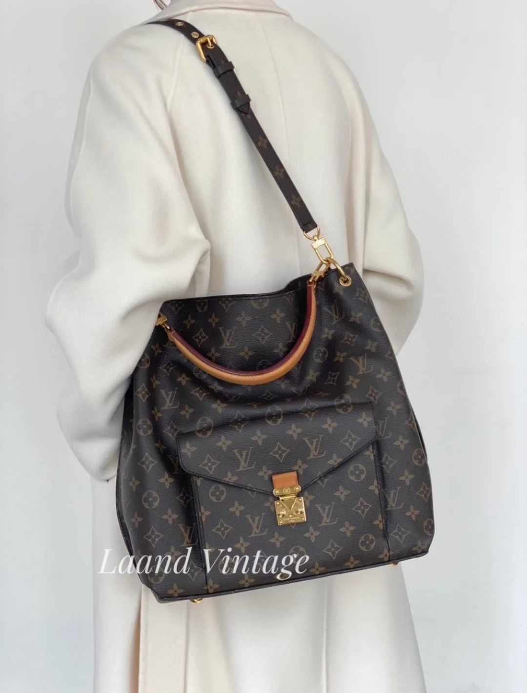 【LOUIS VUITTON】Métis   -32*36*14cm