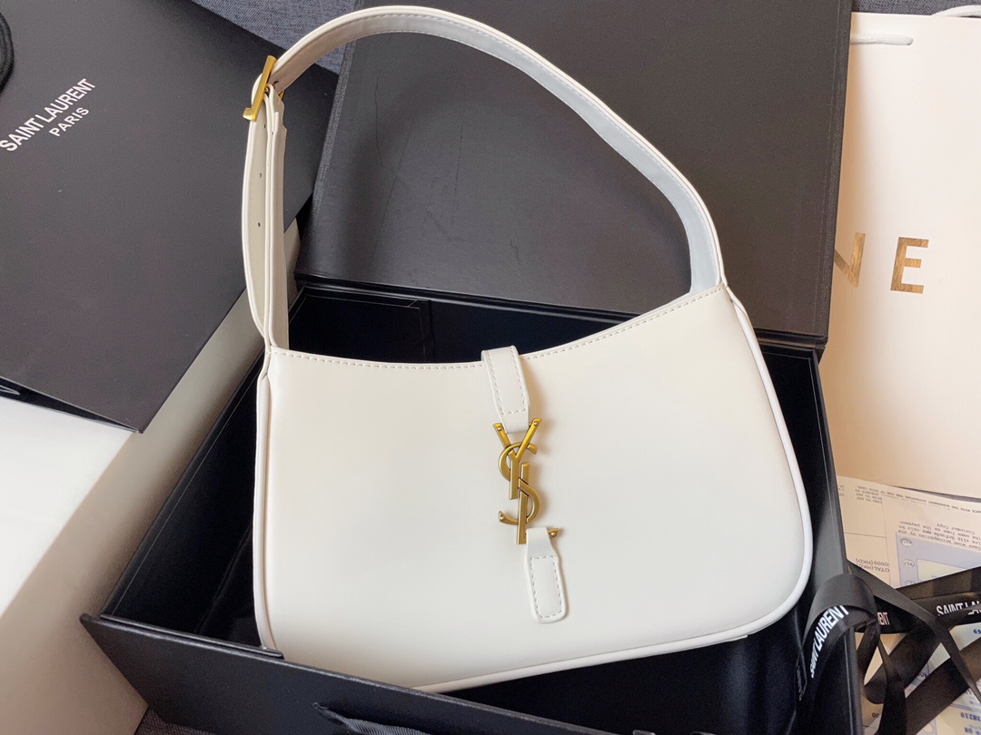 【SAINT LAURENT】 番号:657228  サイズ: 25*14*6CM -5色
