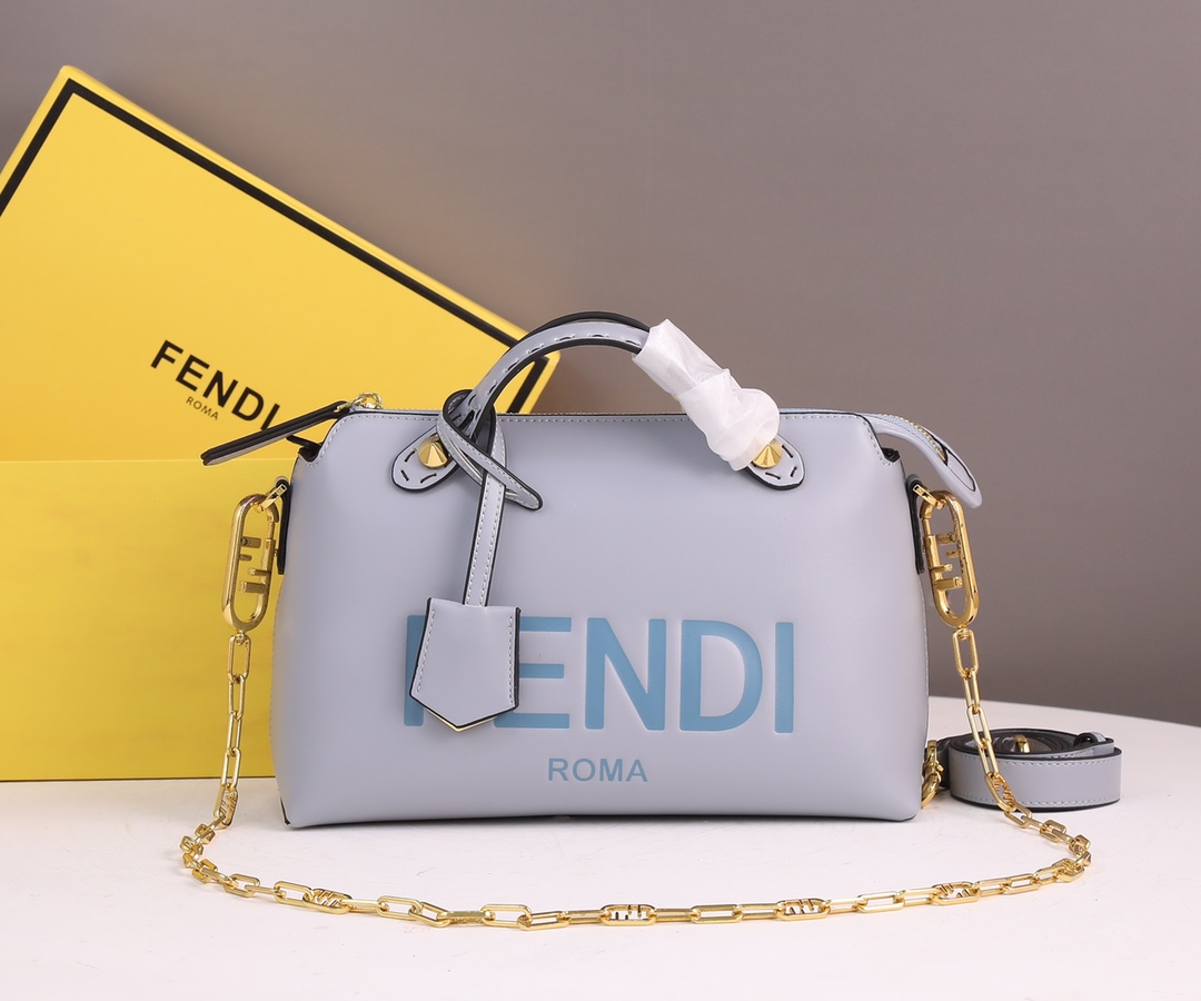 【FENDI】 By The Way Boston  サイズ: 28x8x15cm -5色
