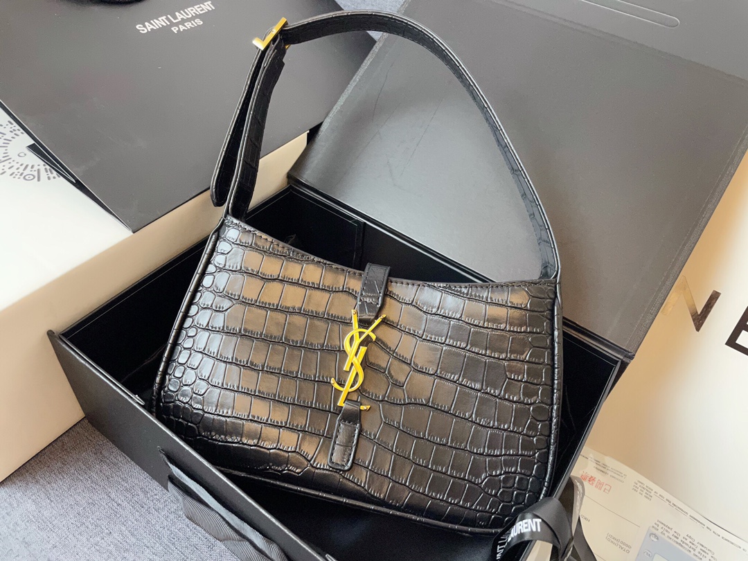【SAINT LAURENT】 番号:657228  サイズ: 25*14*6CM -5色