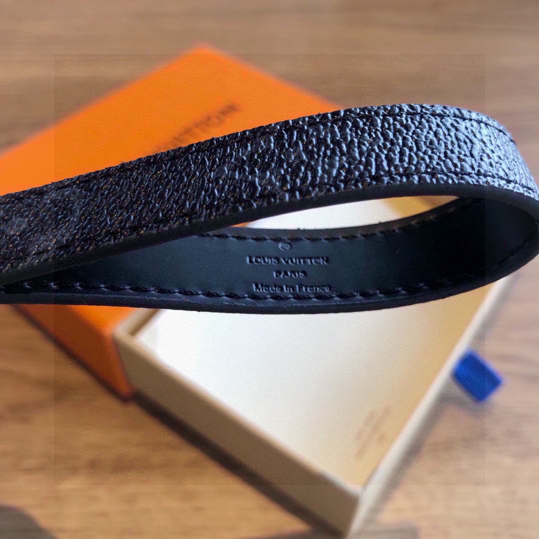 【LOUIS VUITTON】キーケース キーホルダー   -2色