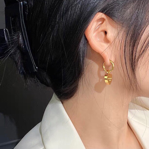 【ピアス】★Balenciaga★