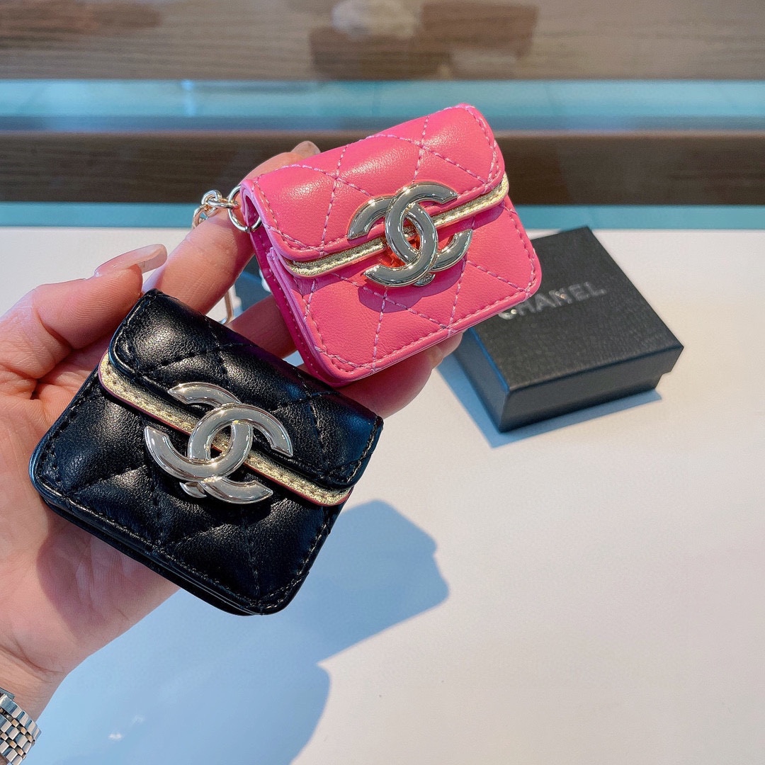 【スマホケース】CHANEL  イヤホン バッグ   -2色