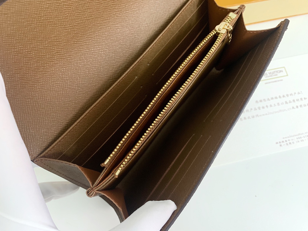 【LOUIS VUITTON】Venice  21 x 11 x 2.5 cm -3色
