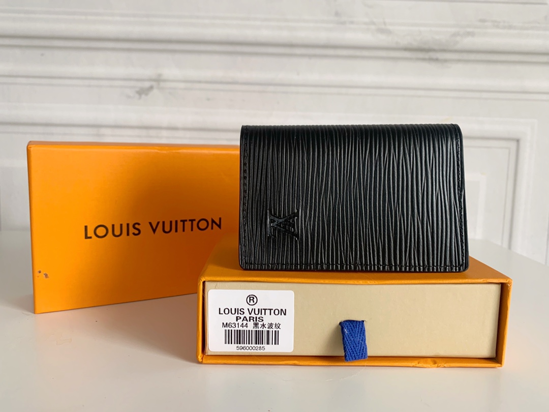 【LOUIS VUITTON】パスケース  7x11x2cm  -6色