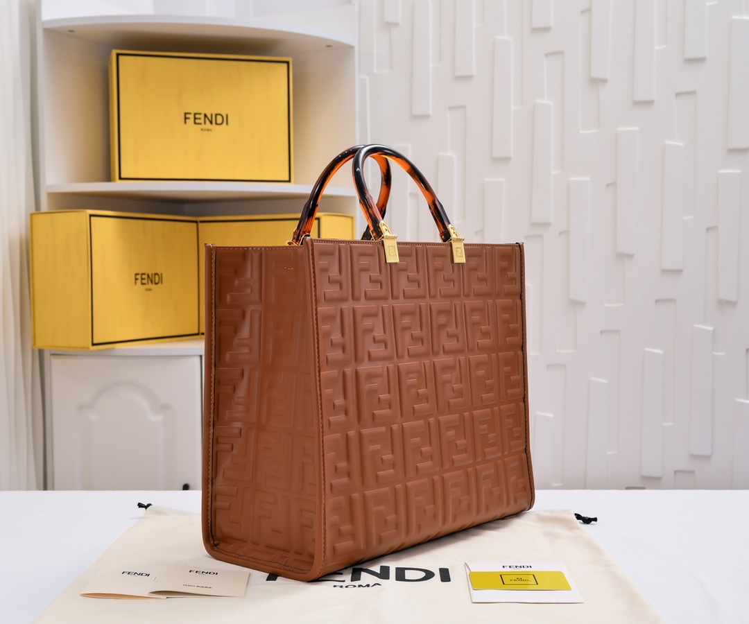 【FENDI】shine tote   サイズ: 35x17x31cm -4色