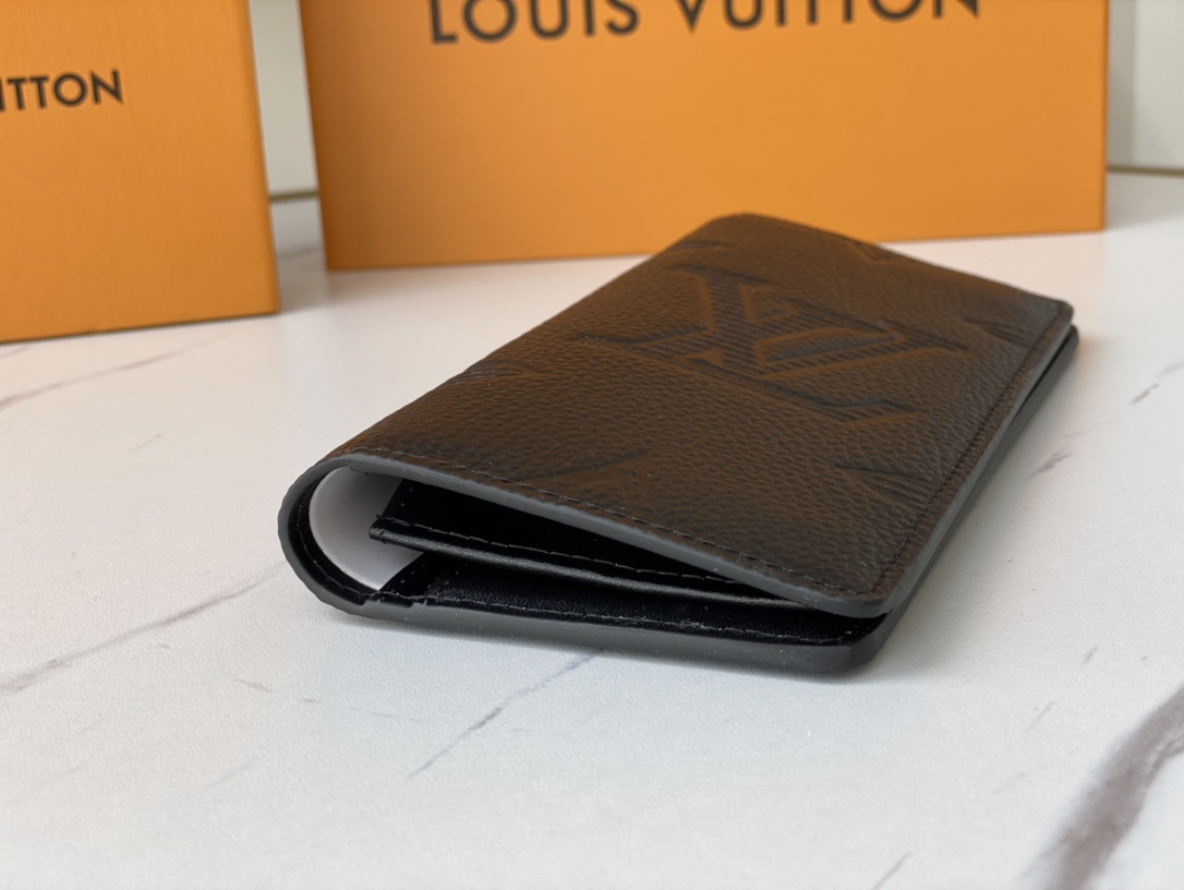 【LOUIS VUITTON】二つ折り 長財布 19x10x2cm