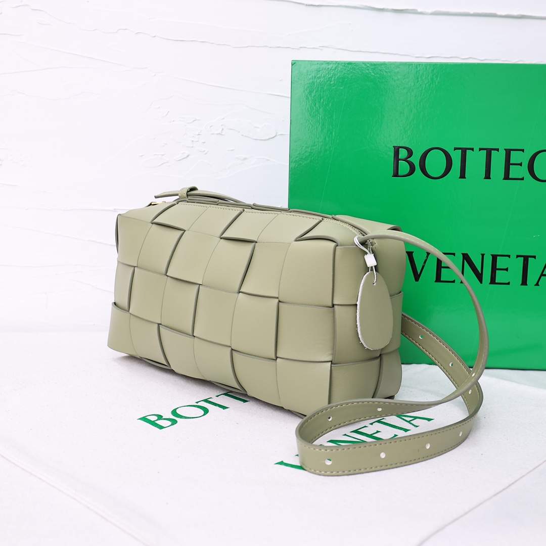 【Bottega Veneta】Brick Cassette-28*10*14CM -6色