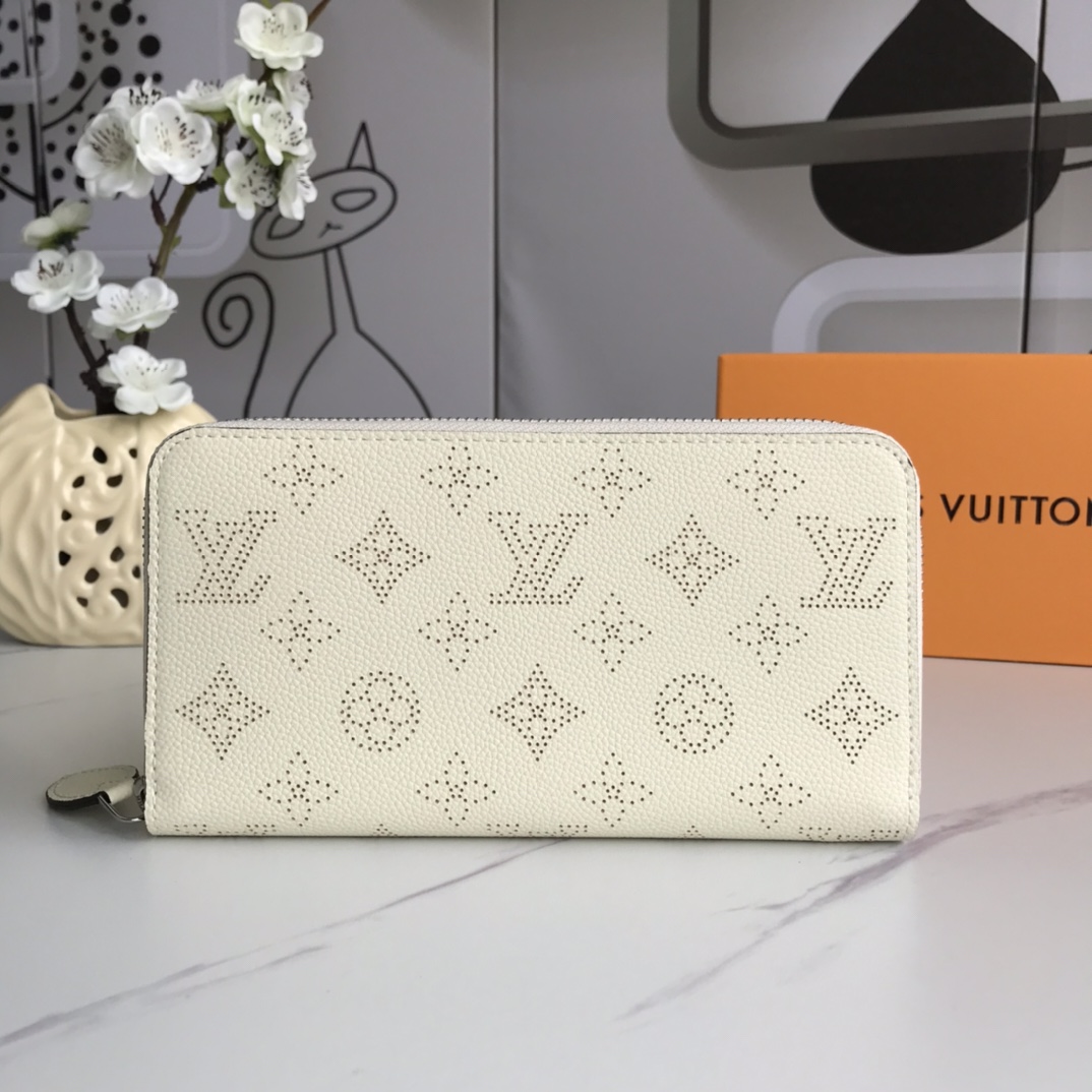 【LOUIS VUITTON】財布  19x10x2cm -5色
