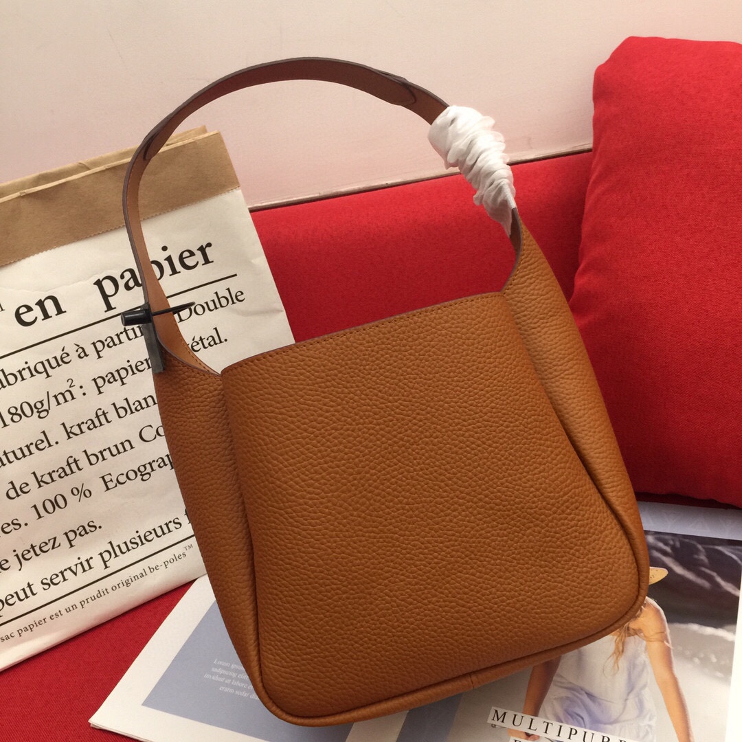 【PRADA】 サイズ: 23x21x13cm -4色