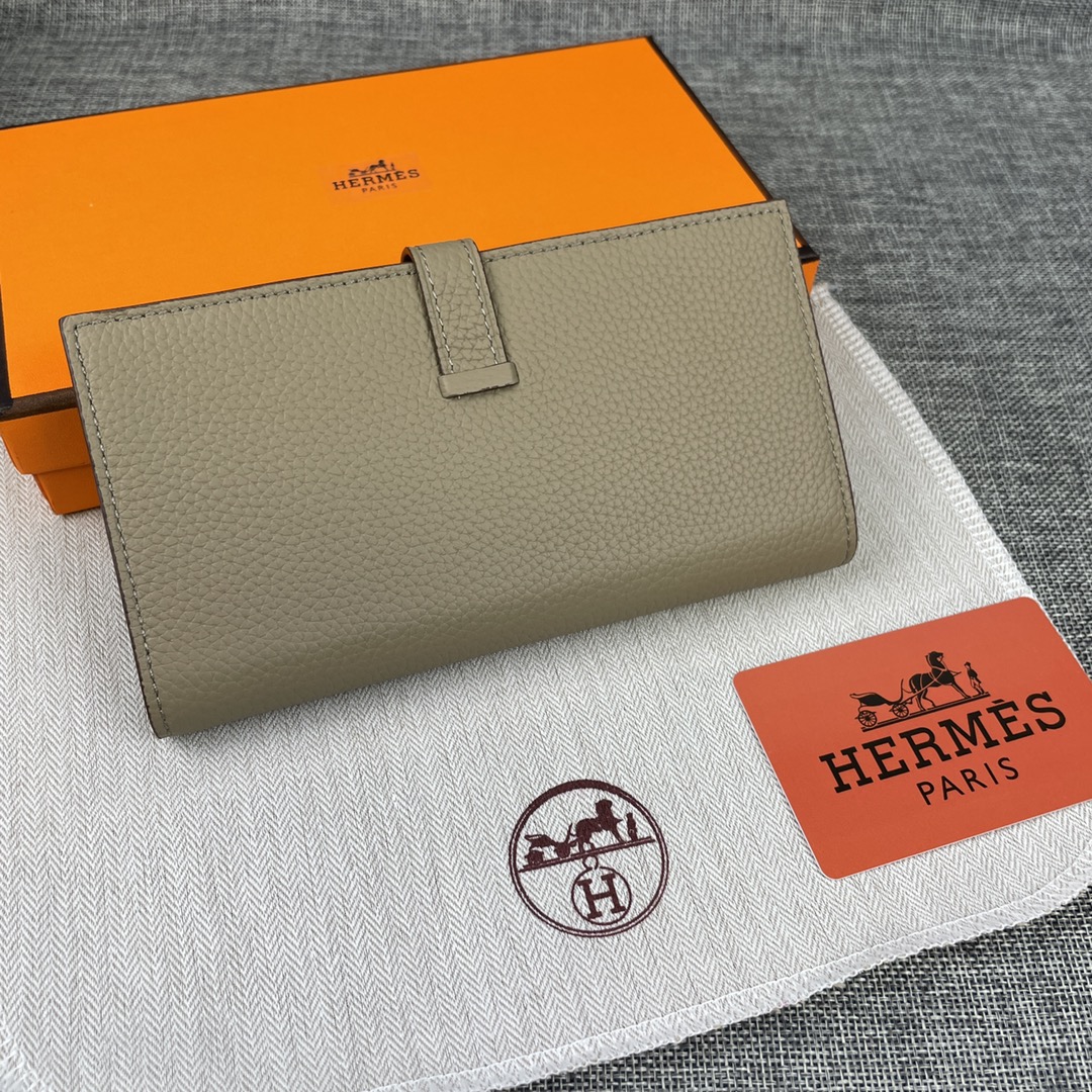 【Hermes 】二つ折り財布  9X17.5 CM -6色