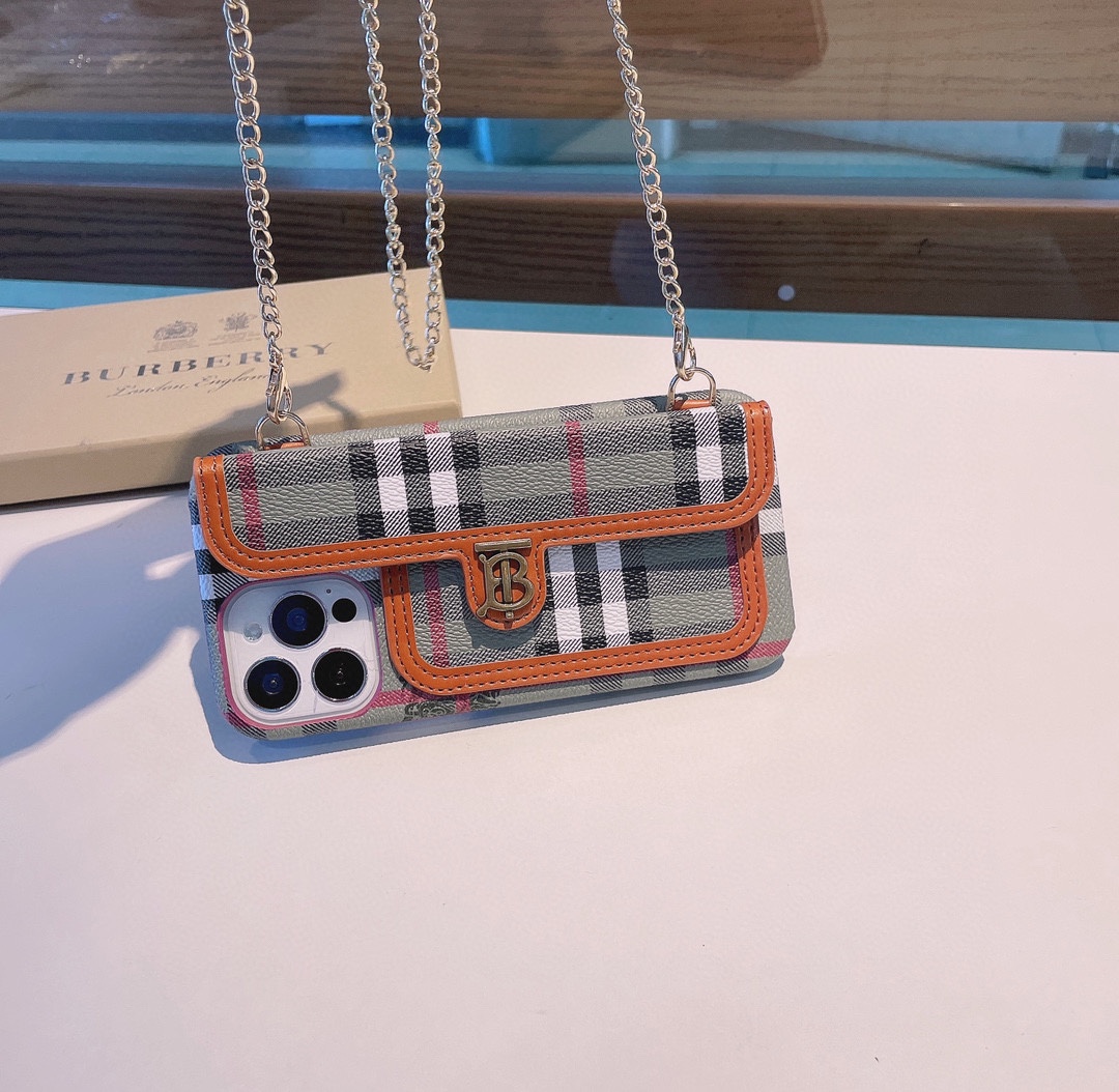 【スマホケース】BURBERRY  携帯カバー   -2色