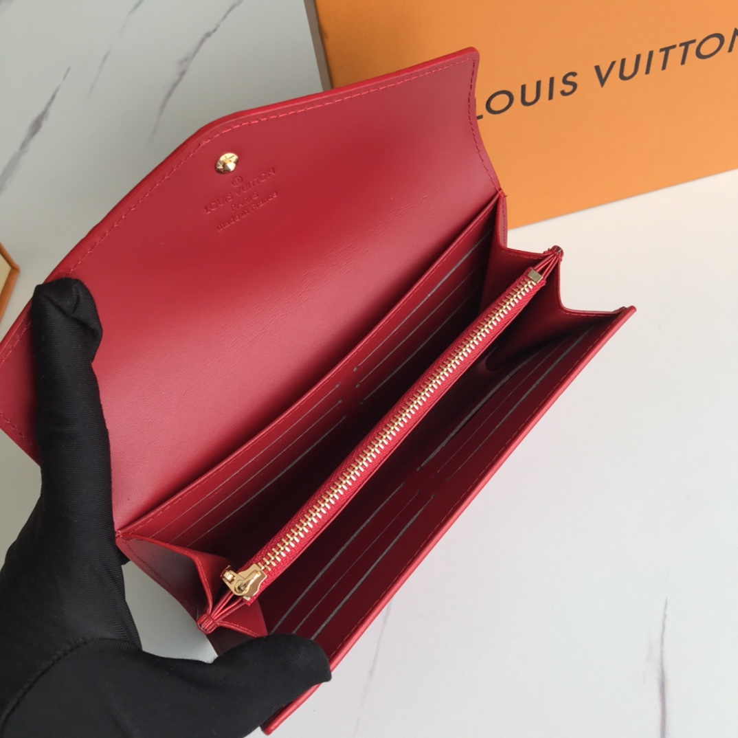 【LOUIS VUITTON】ボタン財布  19x10x2cm -4色