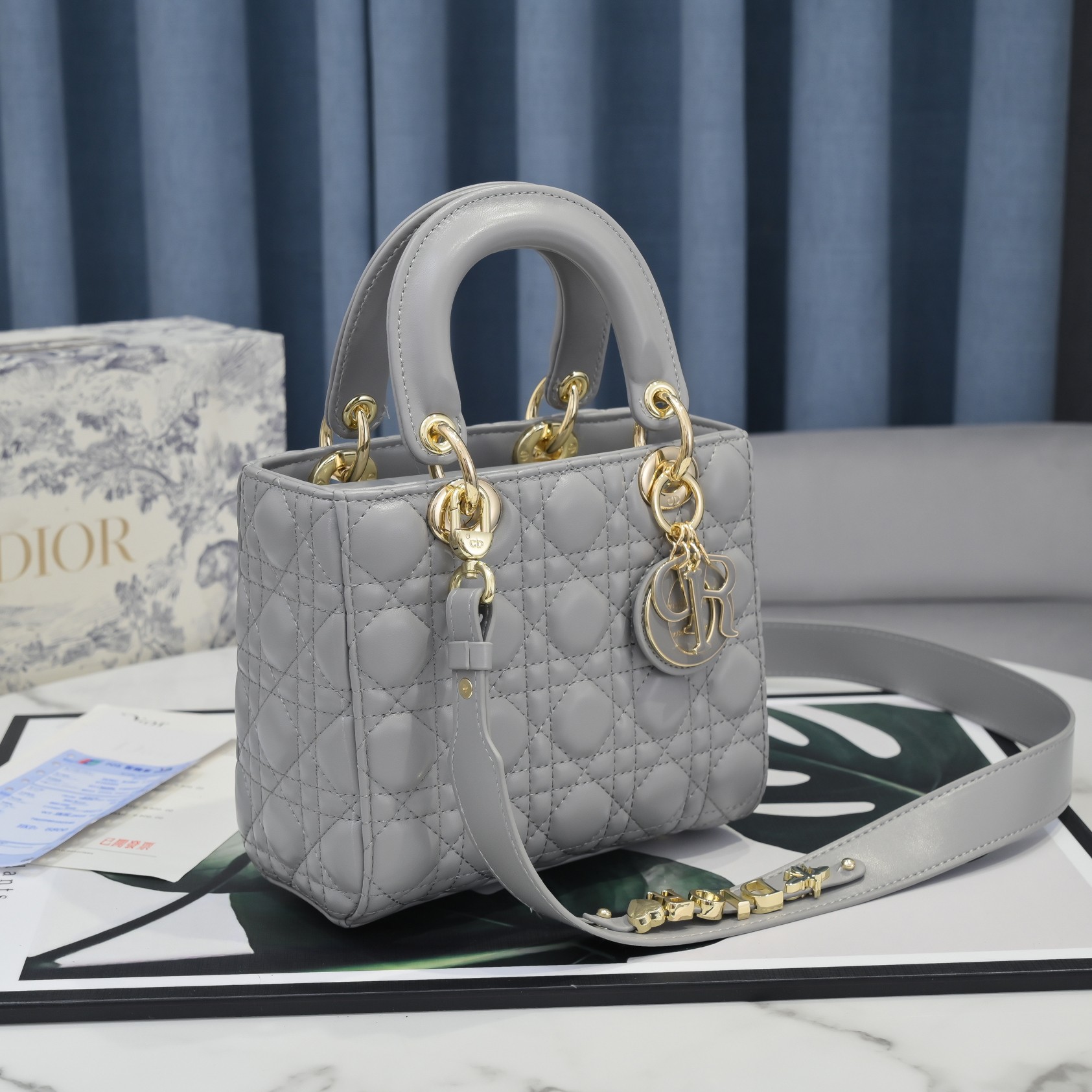【DIOR】Di0r Ultra-matte -20x17x9CM -4色