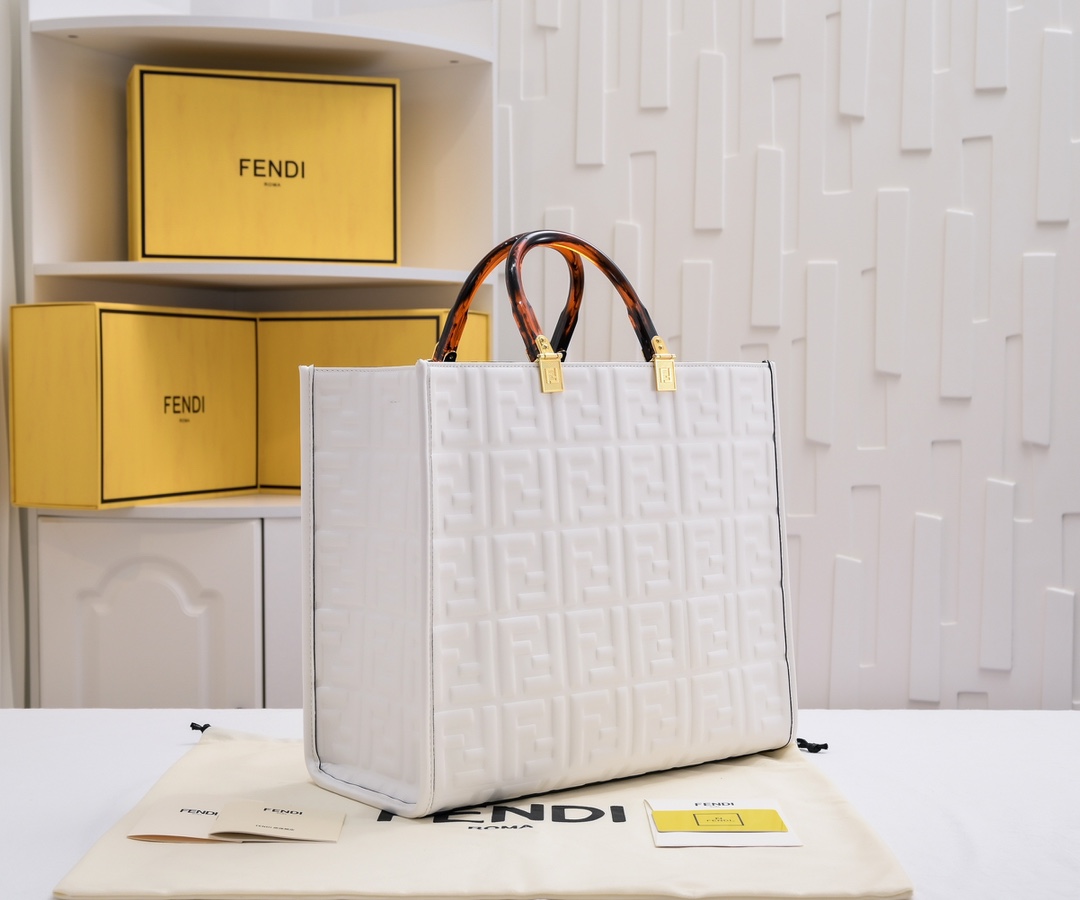 【FENDI】shine tote   サイズ: 35x17x31cm -4色