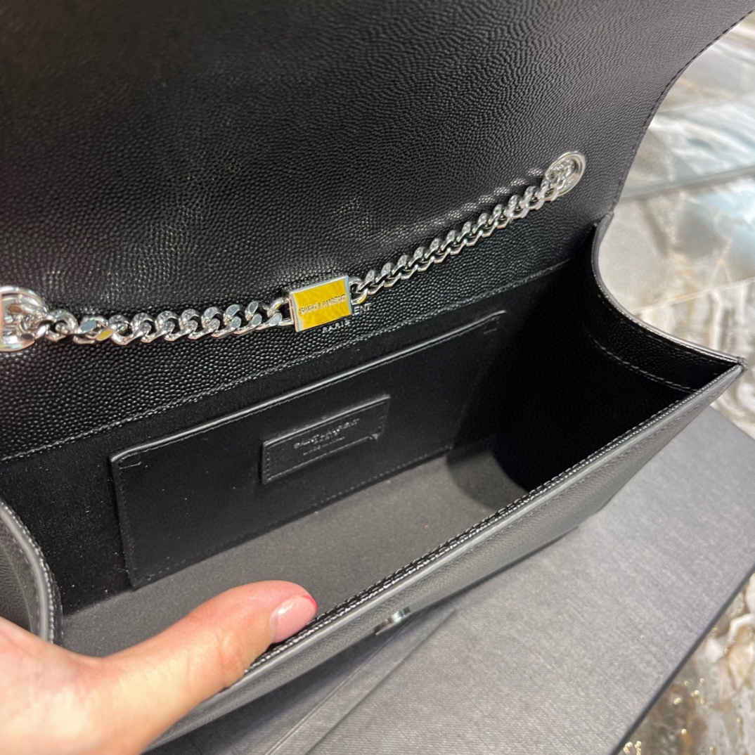 【SAINT LAURENT】  サイズ: 24x14.5x5cm -3色
