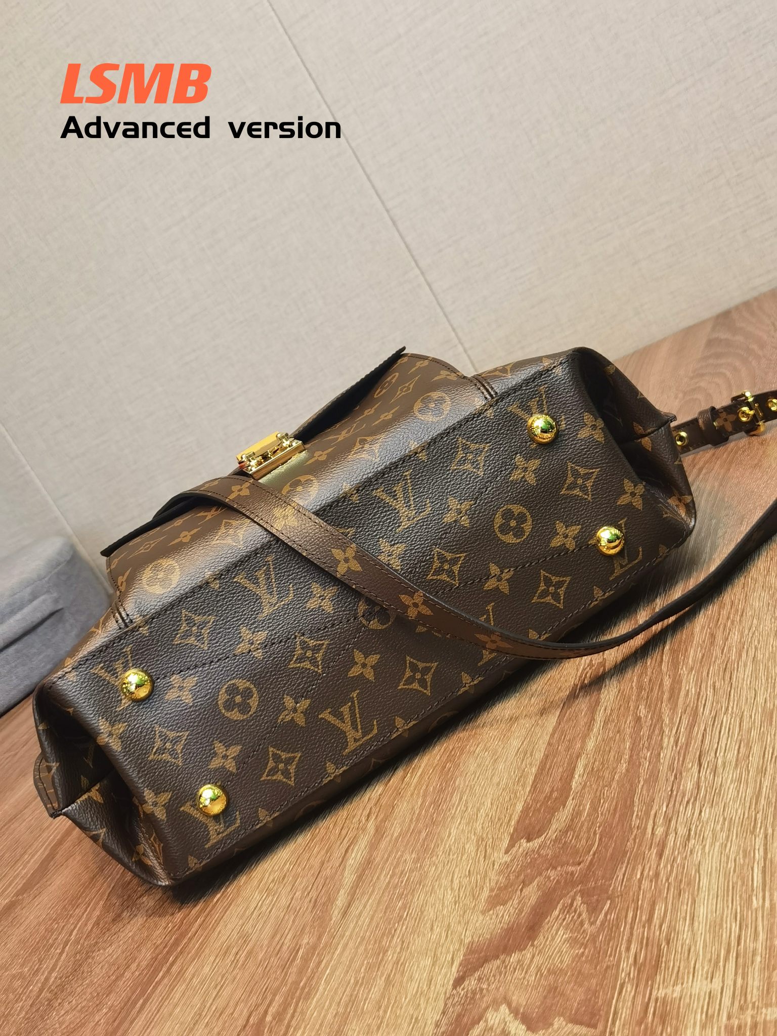 【LOUIS VUITTON】Métis   -32*36*14cm