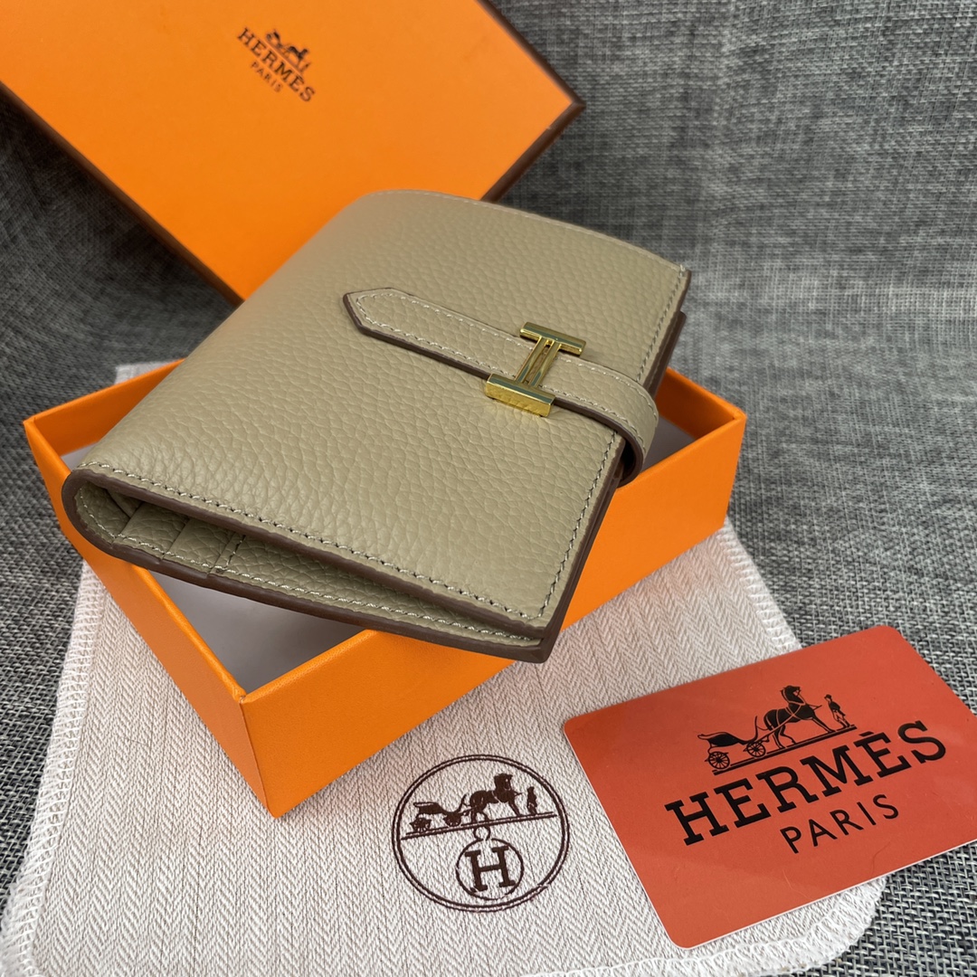【Hermes 】二つ折り財布  10*12CM  -6色
