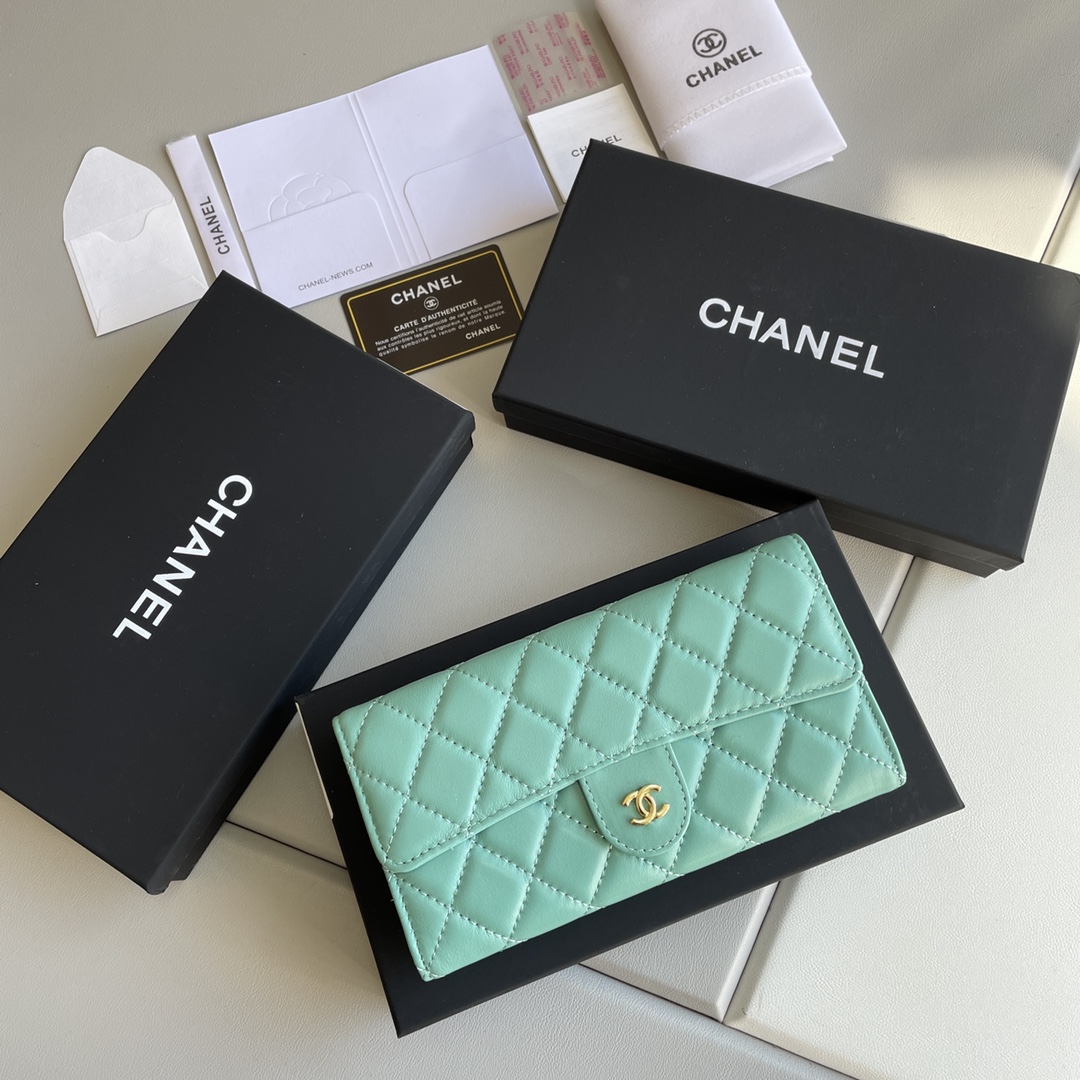 【CHANEL 】二つ折り財布  19*10*2.5CM -4色