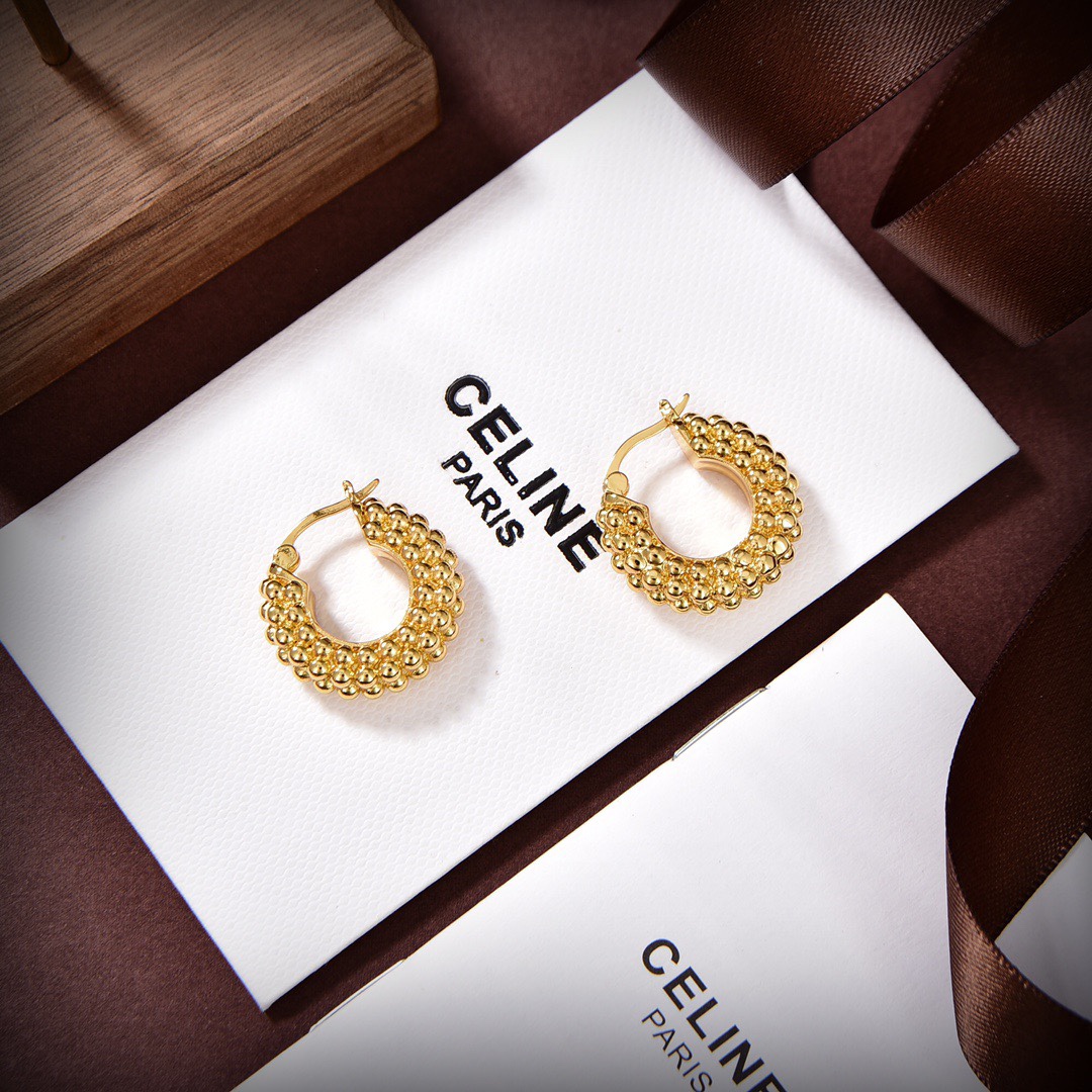 【ピアス】★Celine ★