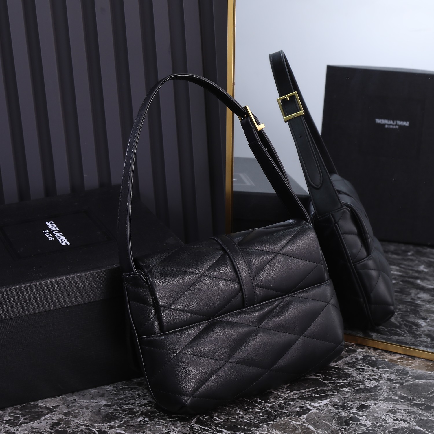 【SAINT LAURENT】  SUNSET サイズ: 24×18×5.5cm -3色