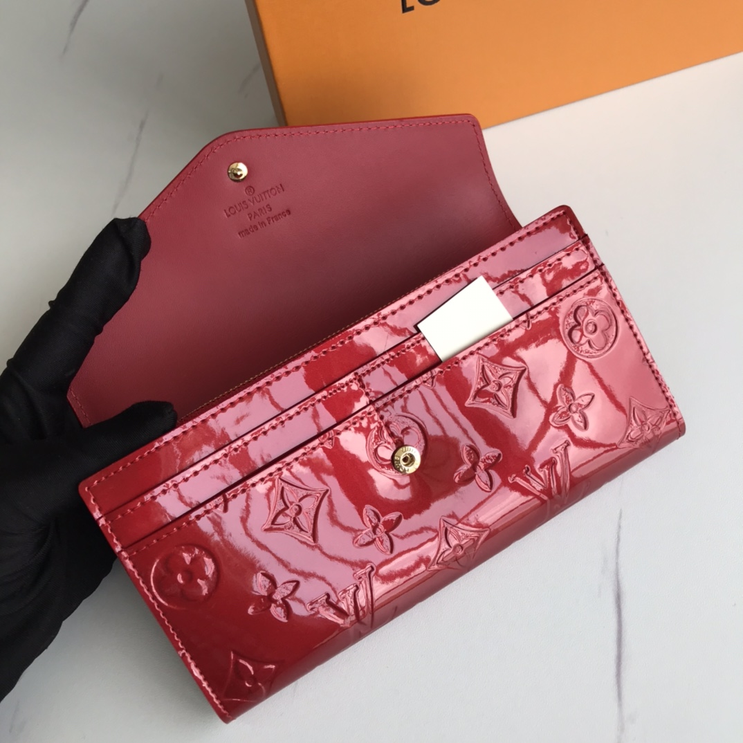 【LOUIS VUITTON】ボタン財布  19x10x2cm -4色