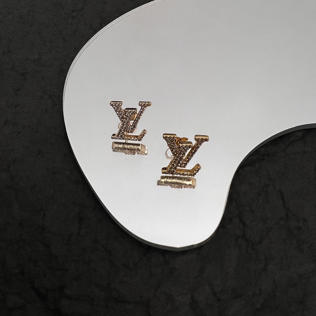 【ピアス】★LOUIS VUITTON ＆