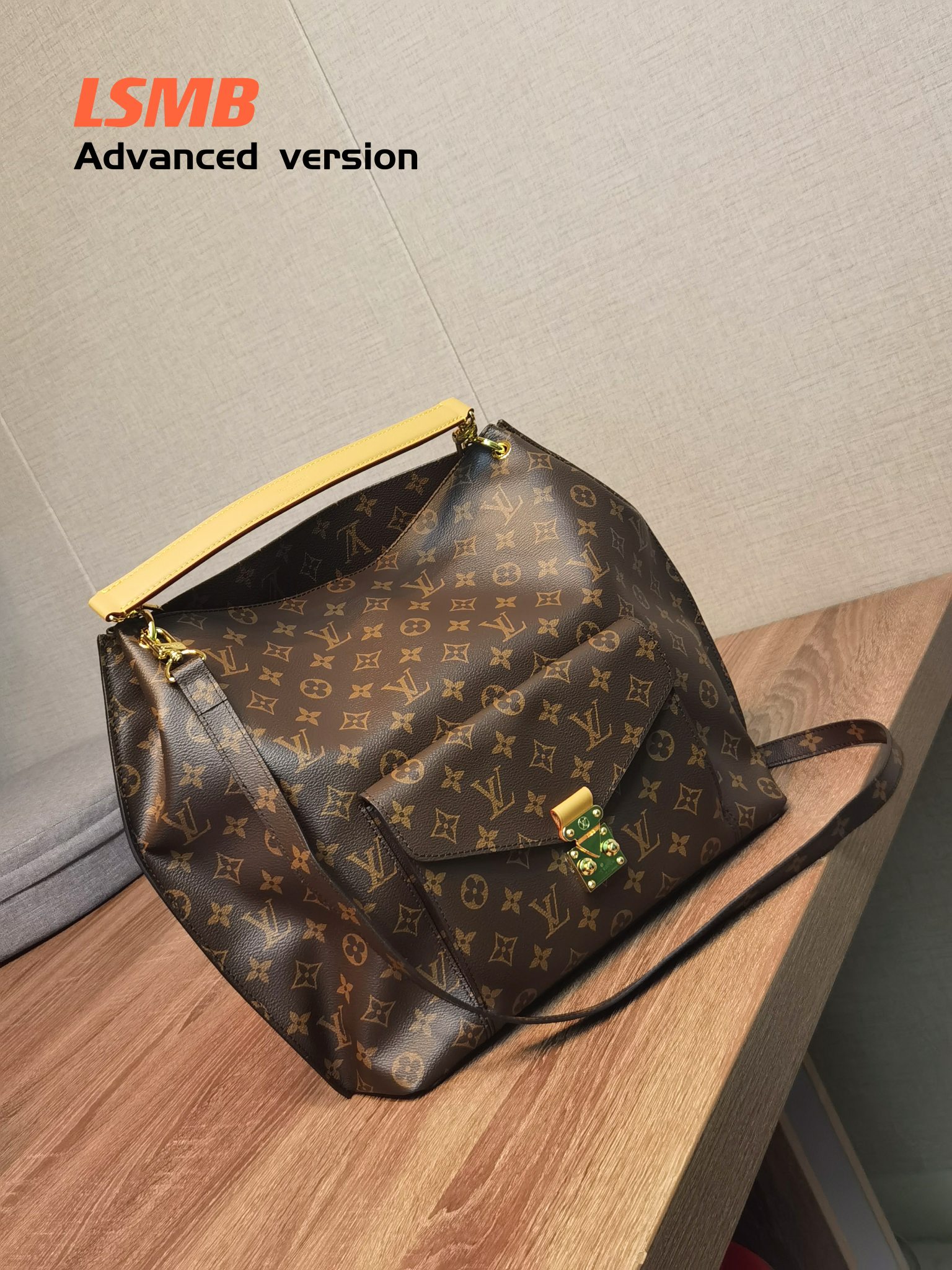 【LOUIS VUITTON】Métis   -32*36*14cm