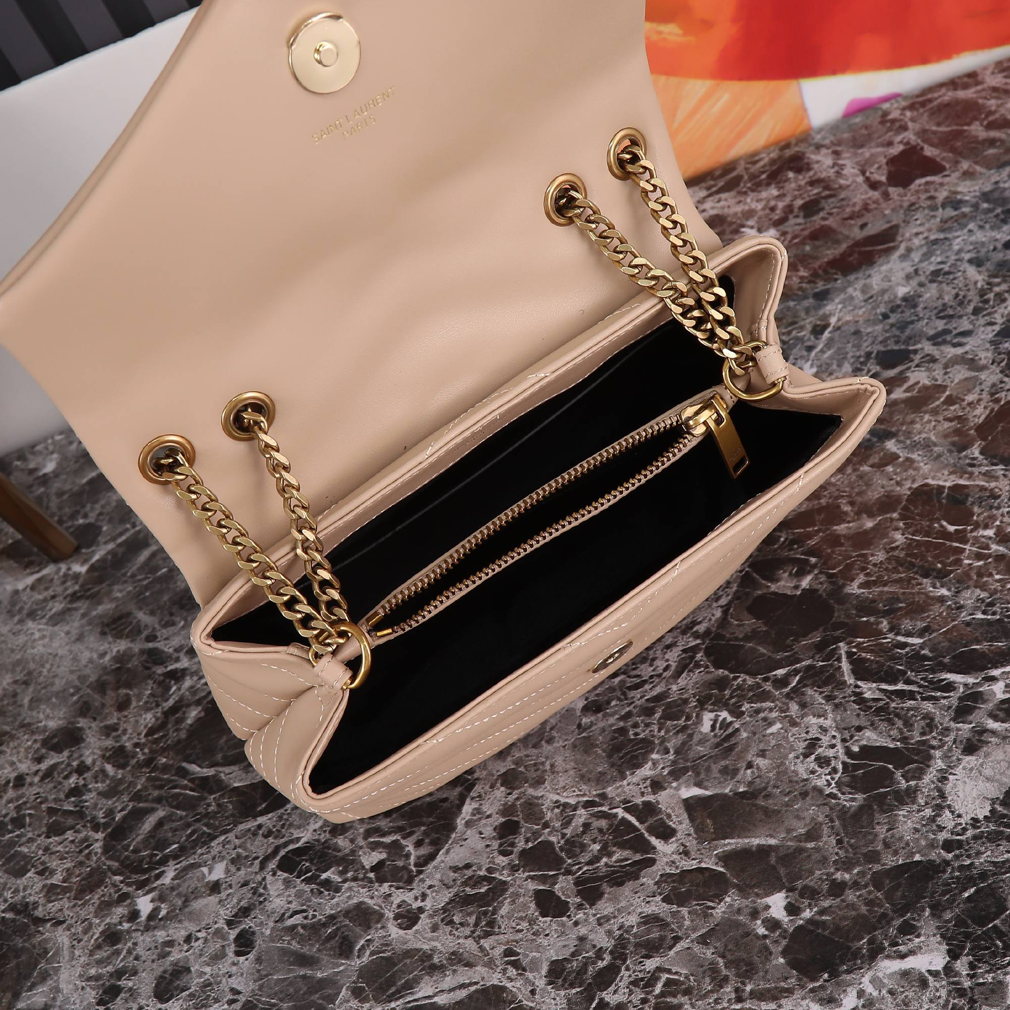【SAINT LAURENT】  サイズ: 24x15x5cm