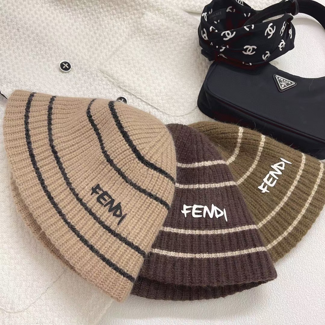 【キャップ 】FENDI  -6色