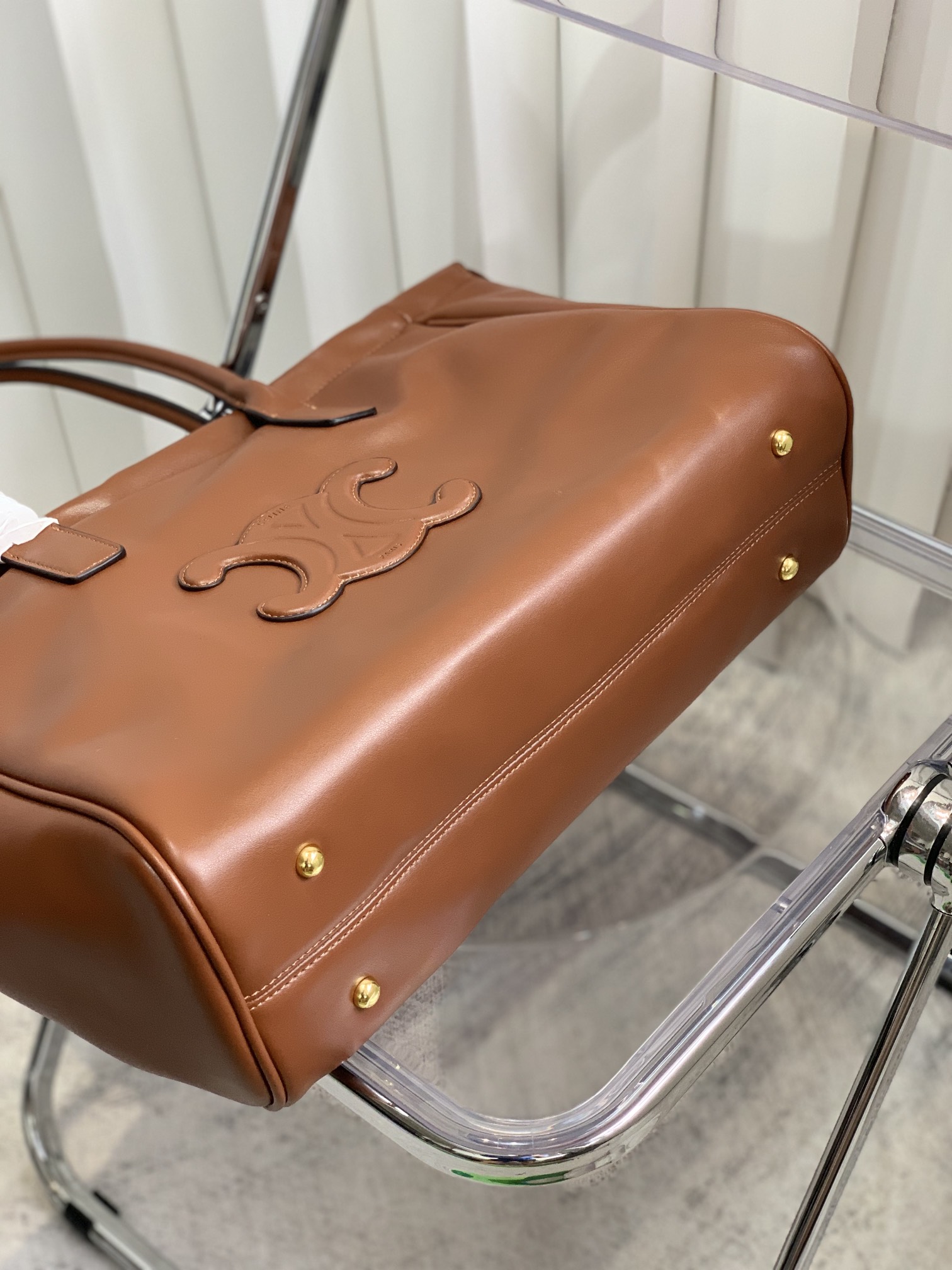 人気商品  CELINE  CABAS TRIOMPHE  44 X 28 X 18cm-全2色