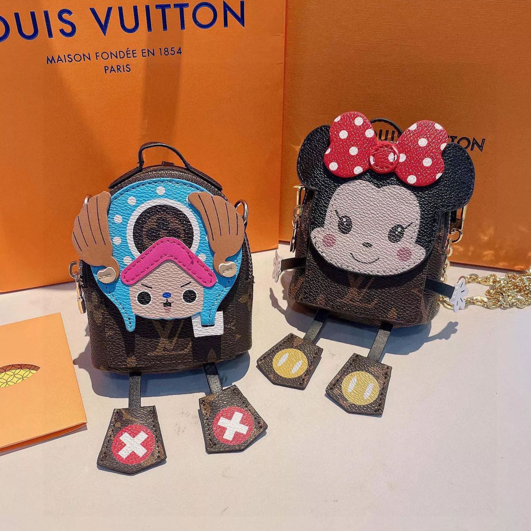 【LOUIS VUITTON】 キーホルダー  チャーム  -2色
