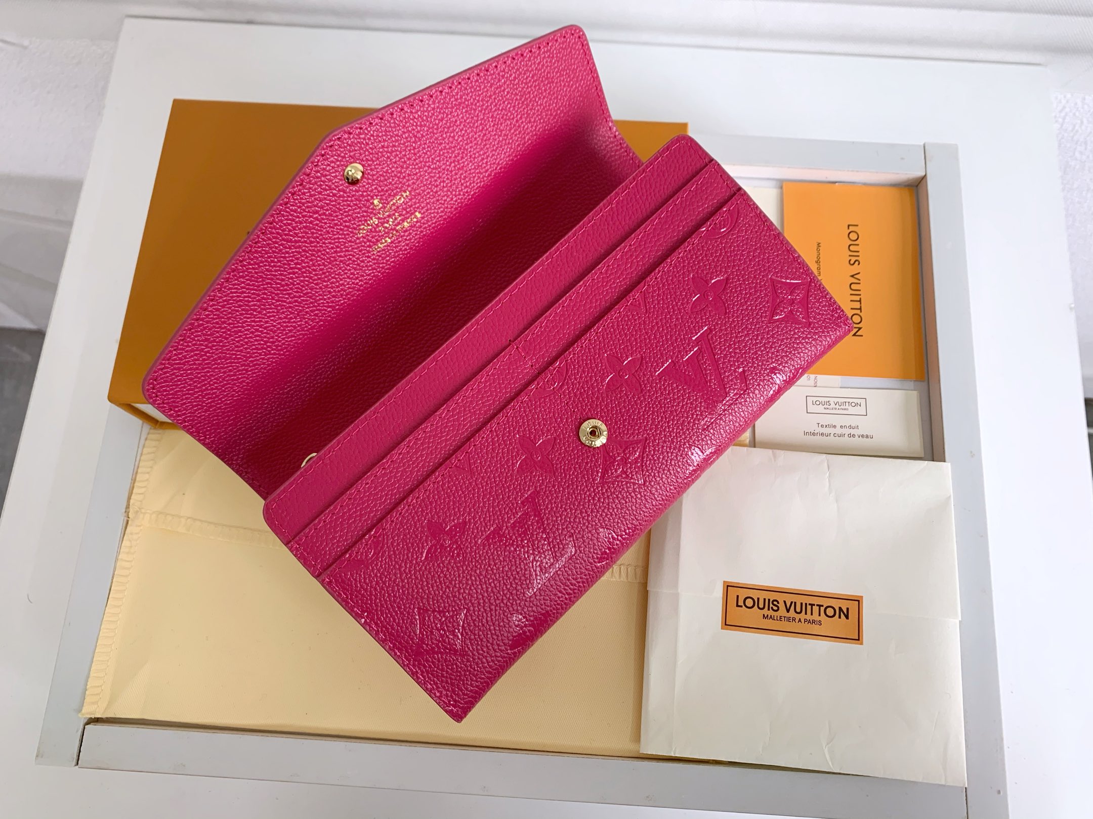 【LOUIS VUITTON】SARAH 19 x 10 x 2.5 cm -7色
