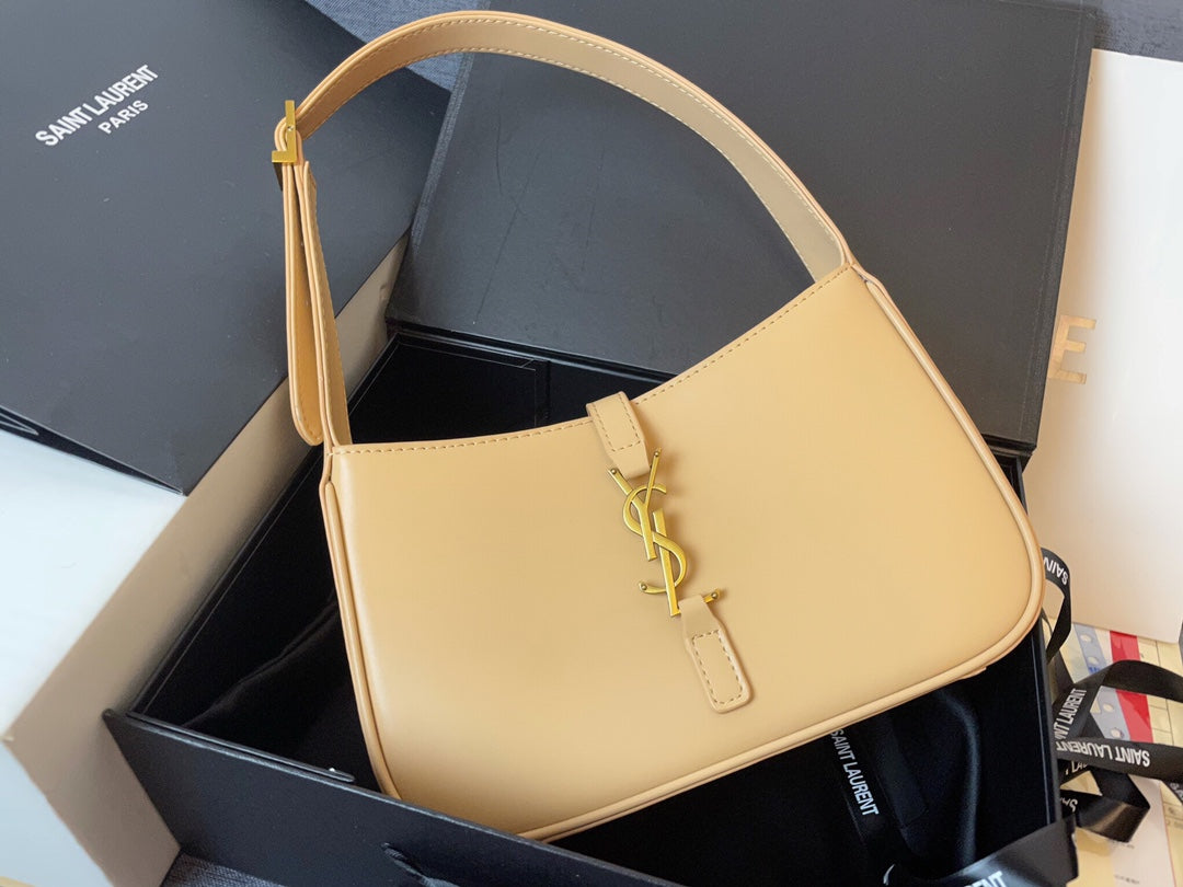 【SAINT LAURENT】 番号:657228  サイズ: 25*14*6CM -5色