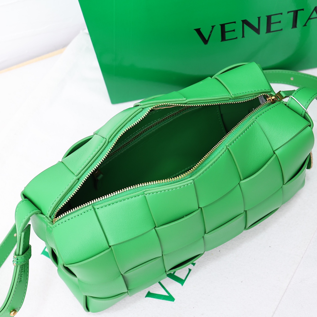【Bottega Veneta】Brick Cassette-28*10*14CM -6色