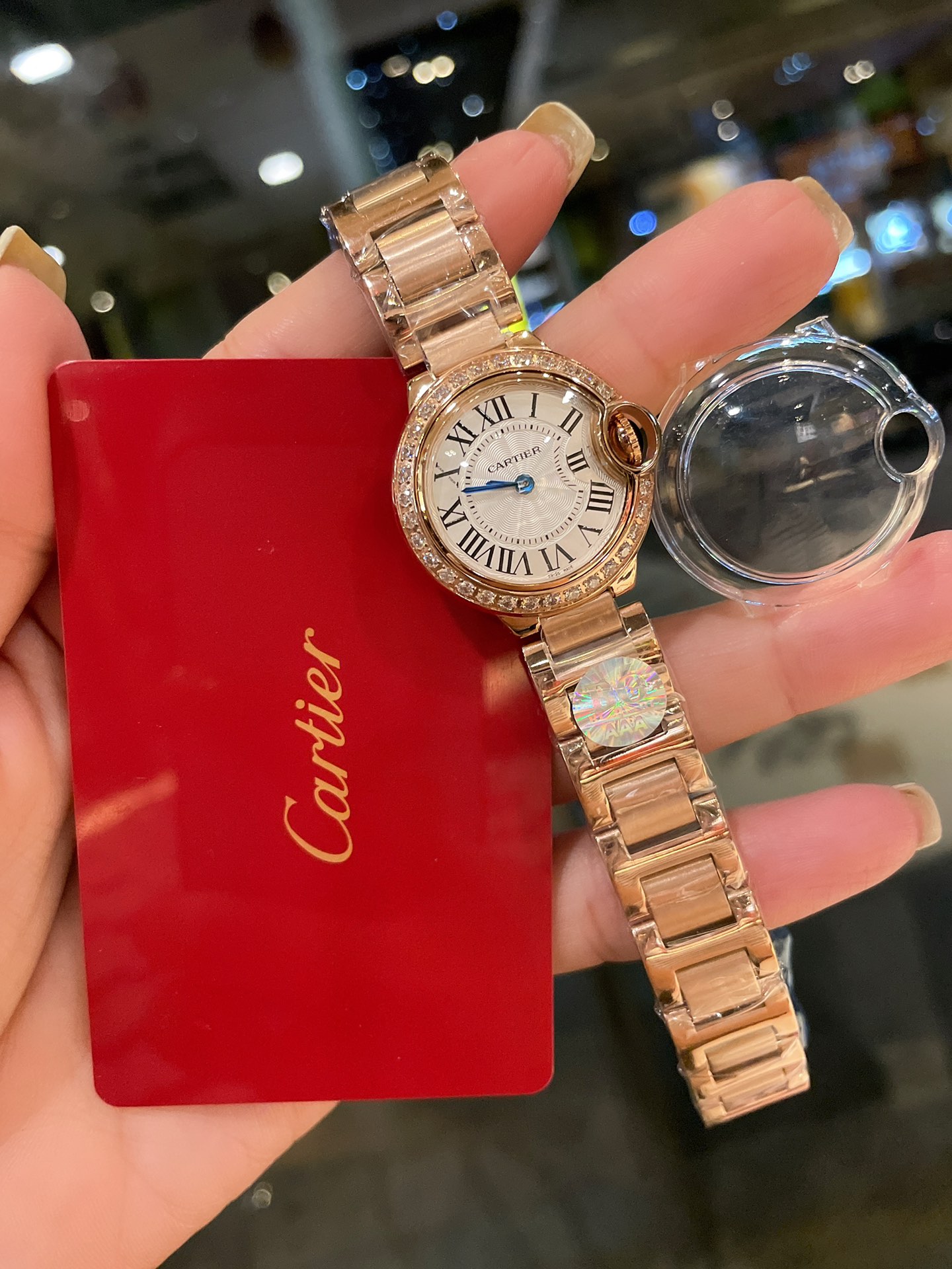 【Cartier】 レディース 28MM