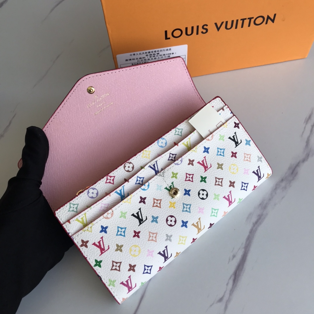 【LOUIS VUITTON】ボタン財布  19x10x2cm -2色