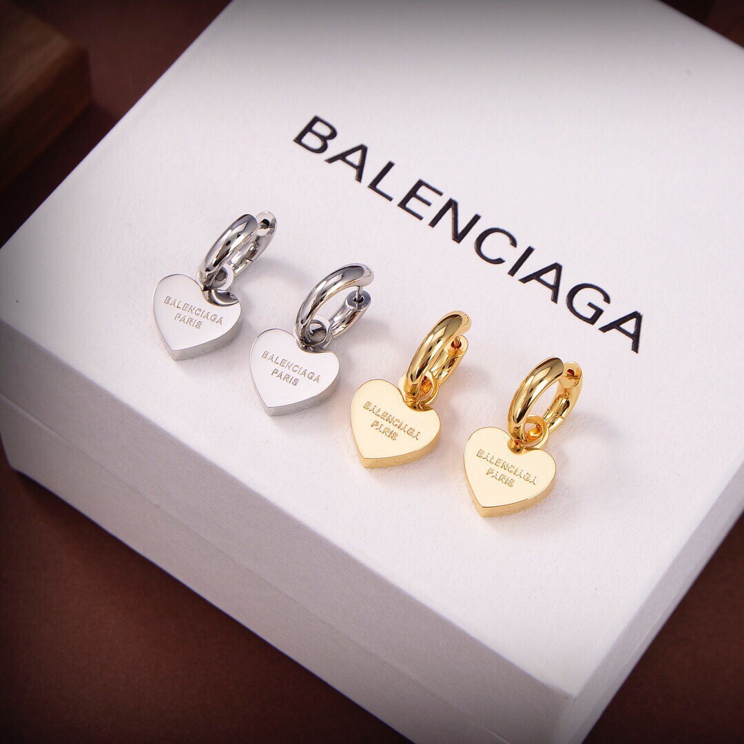 【ピアス】★Balenciaga★