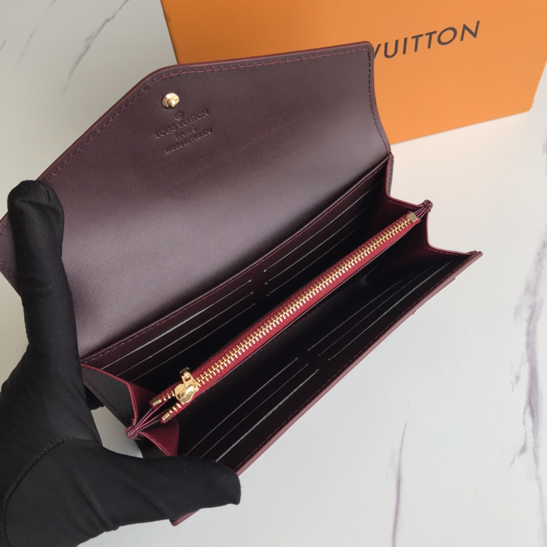 【LOUIS VUITTON】ボタン財布  19x10x2cm -4色