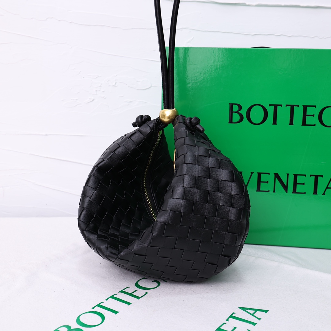 【Bottega Veneta】TURN -29*19*3CM -5色