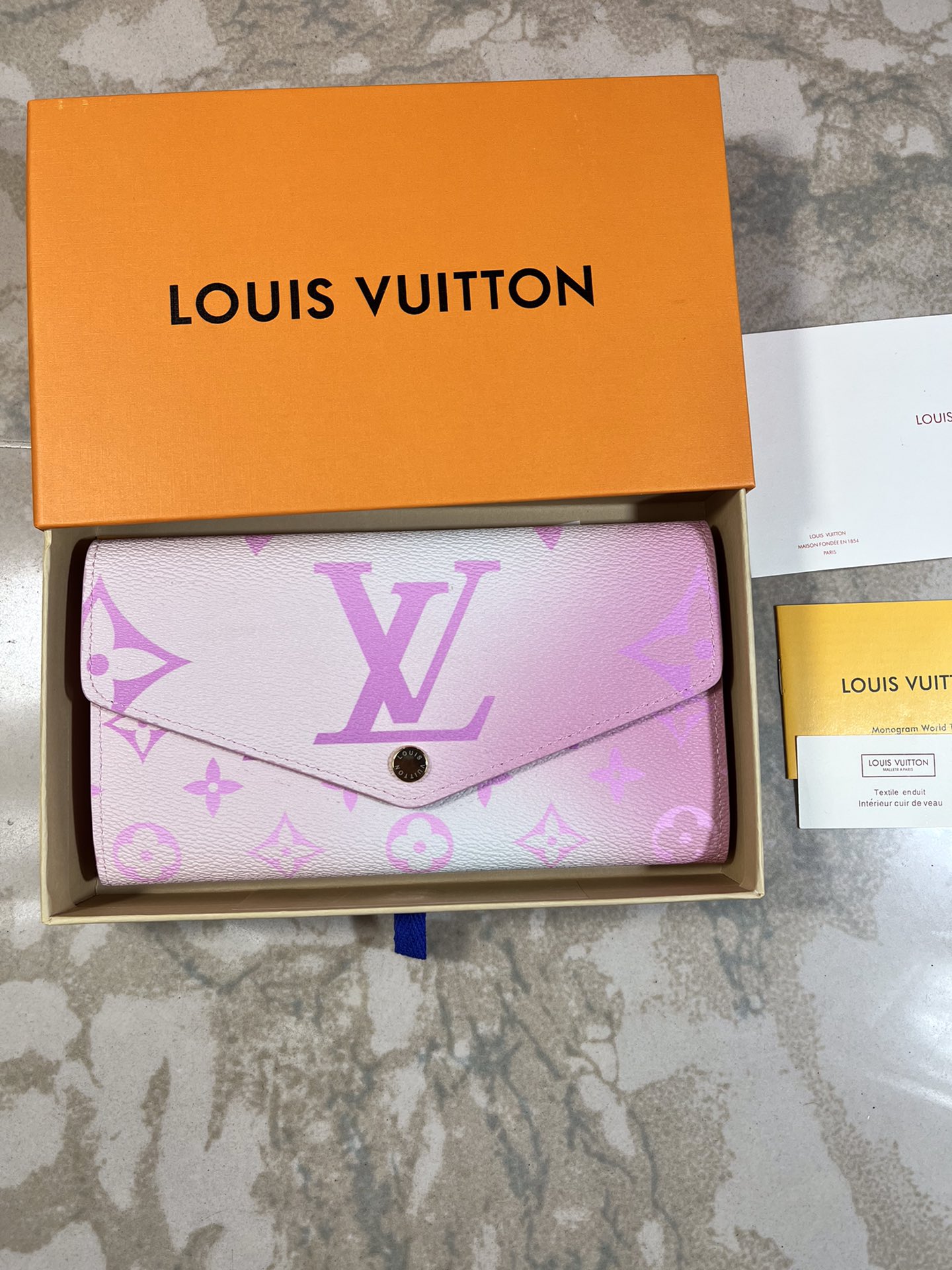 【LOUIS VUITTON】19.5 x 10.5 x 2.5 cm -3色