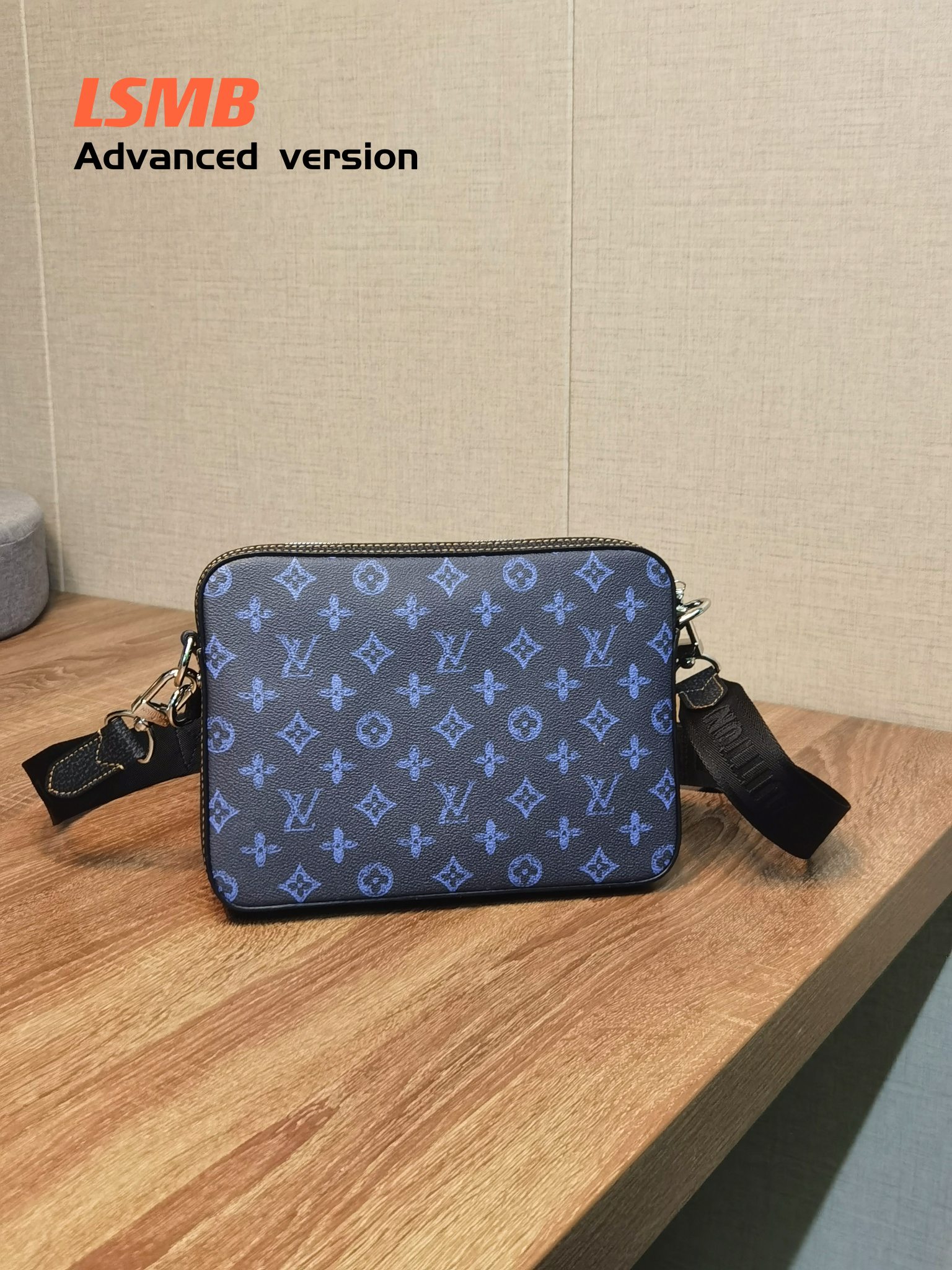【LOUIS VUITTON】Trio  -25.0 x 18.5 x 7.0 cm -2色