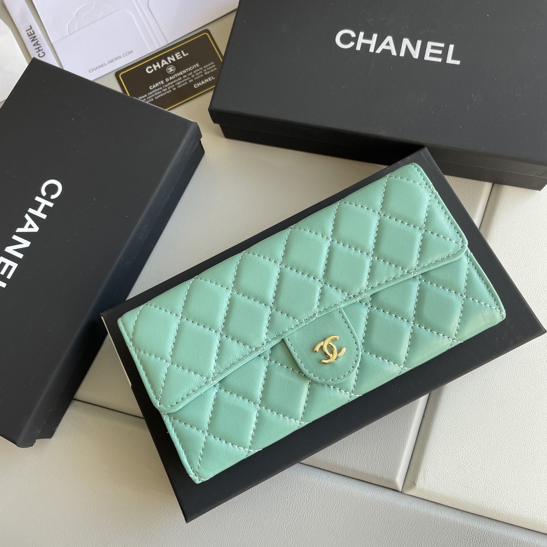 【CHANEL 】二つ折り財布  19*10*2.5CM -4色