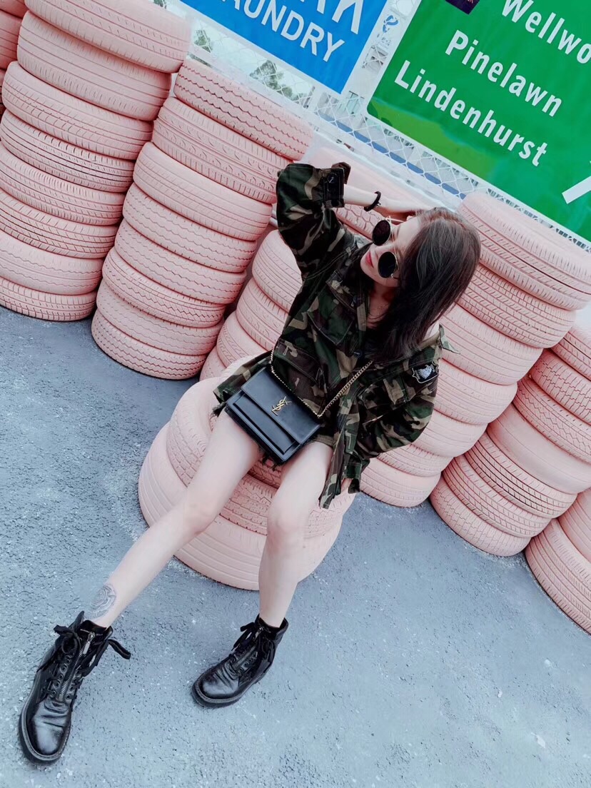 【SAINT LAURENT】sunset   サイズ: 22x16x9cm -2色